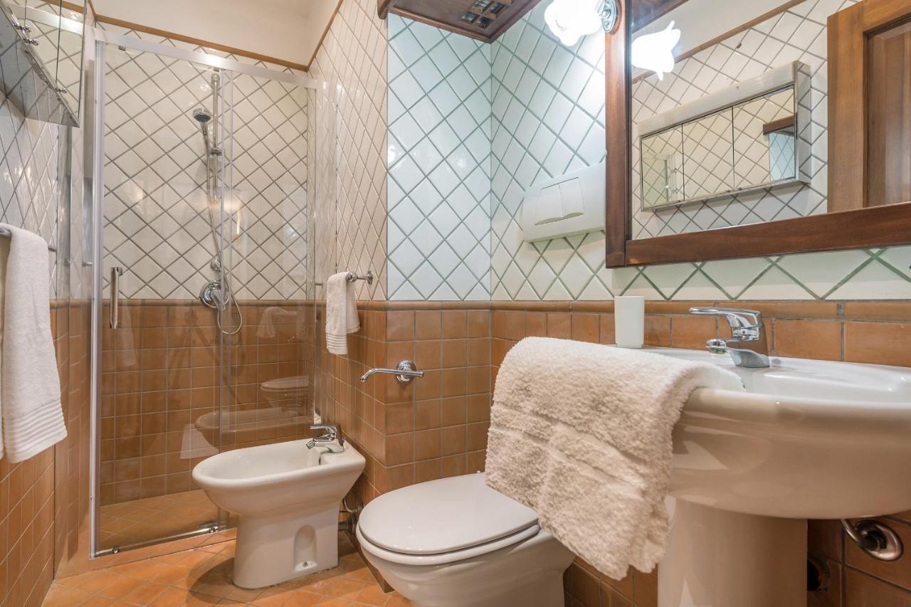 GoodStay Palazzo Marini Suite Lecce Esterno foto