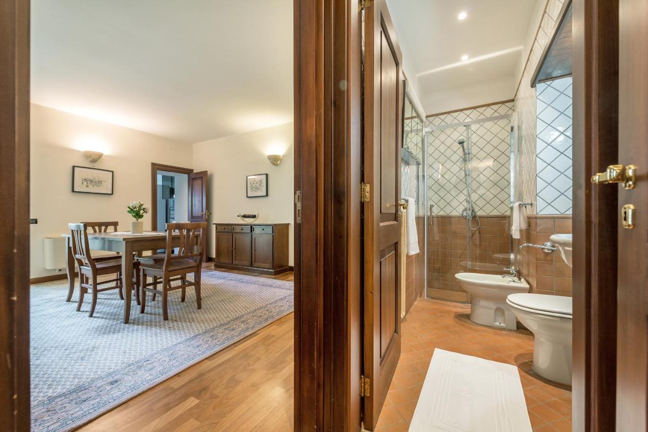 GoodStay Palazzo Marini Suite Lecce Esterno foto